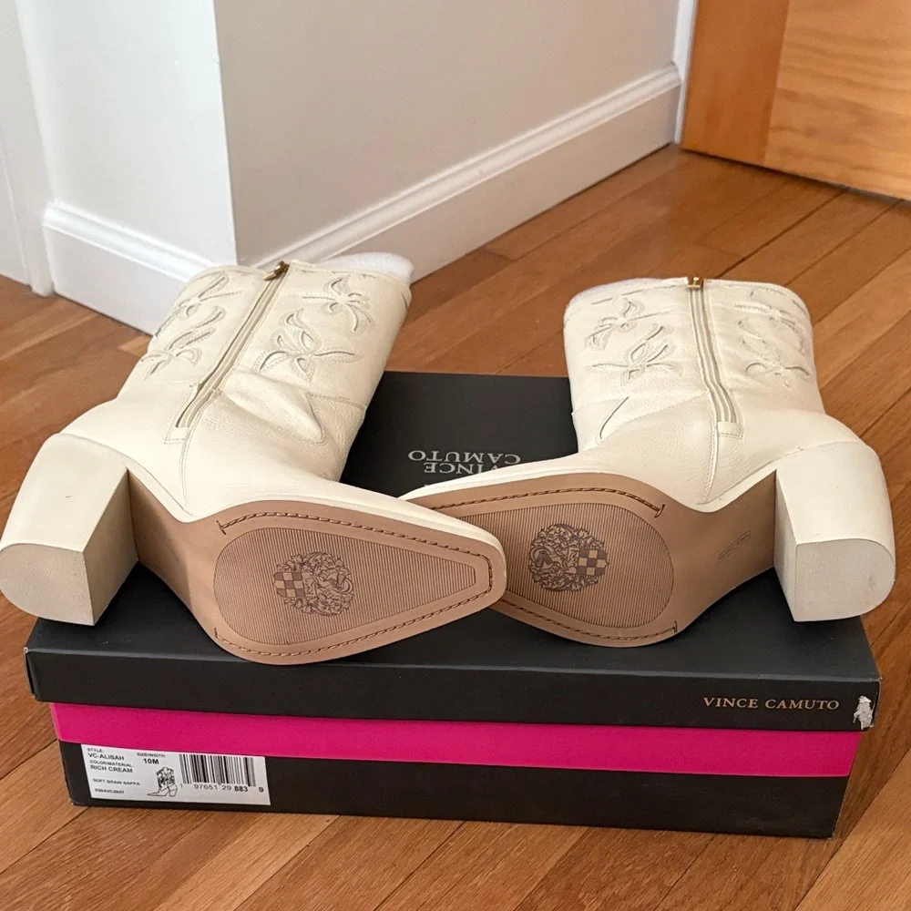 Vince Camuto NWT Alisah Square Toe Western Boot - Picture 7 of 11
